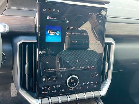 New 2026 GMC Acadia Denali w/ Super Cruise Package image 10