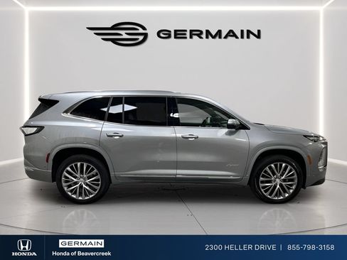 Used 2026 Buick Enclave Avenir w/ Super Cruise Package FWD image 9