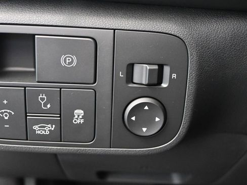 New 2025 Hyundai Ioniq 6 SE image 24