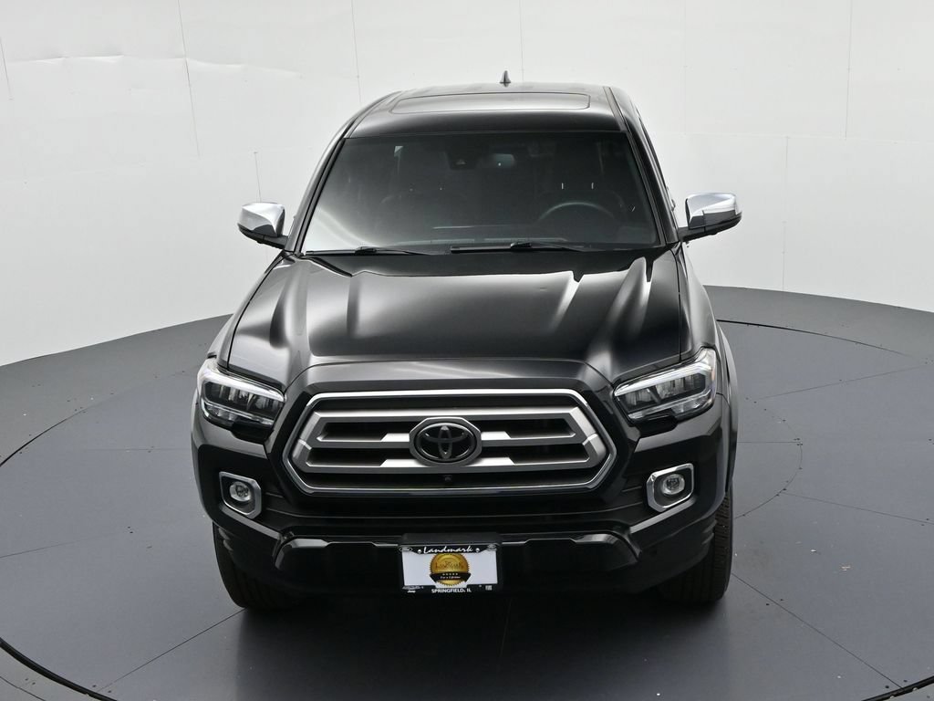 Used 2022 Toyota Tacoma Limited AWD/4WD image 16