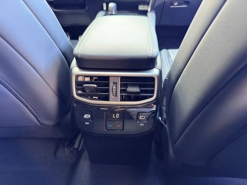 Used 2024 Lexus RX 350 F Sport image 32