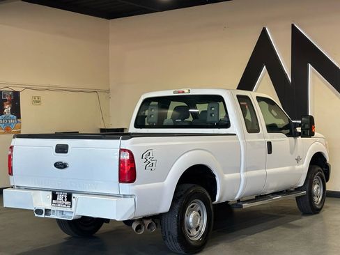 Used 2016 Ford F250 XL w/ Power Equipment Group image 4