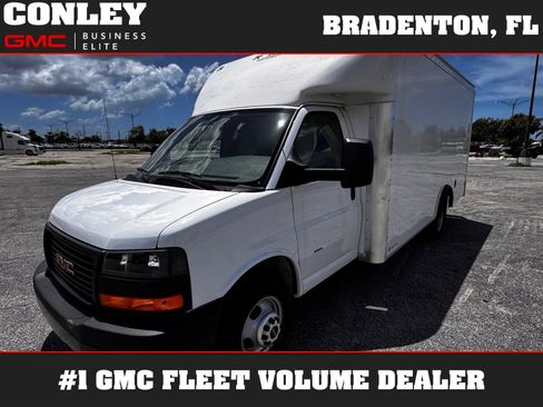 New 2025 GMC Savana 3500 Extended w/ Power Convenience Package RWD image 1