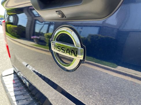 Used 2018 Nissan Titan PRO-4X AWD/4WD image 27