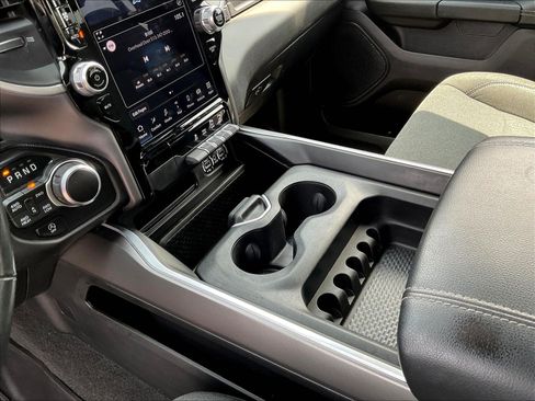 Used 2023 RAM 1500 Big Horn AWD/4WD image 18