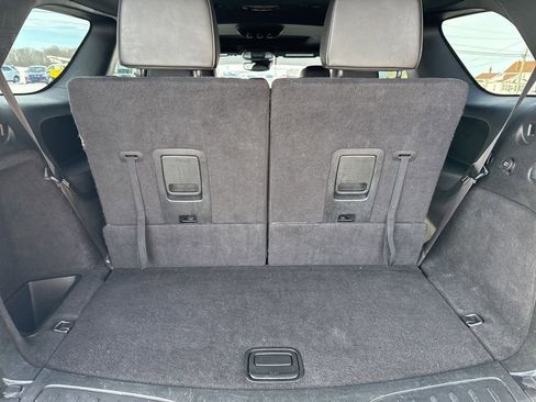 Used 2024 Dodge Durango GT image 16