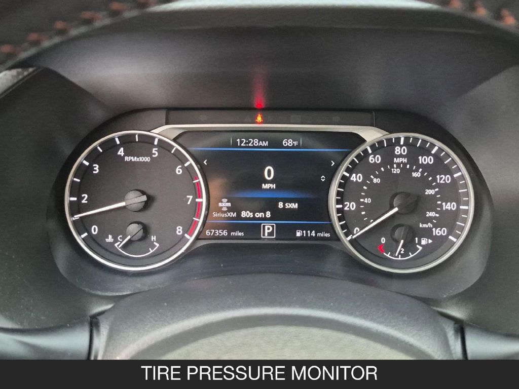 Used 2022 Nissan Sentra SR w/ Midnight Edition FWD image 19
