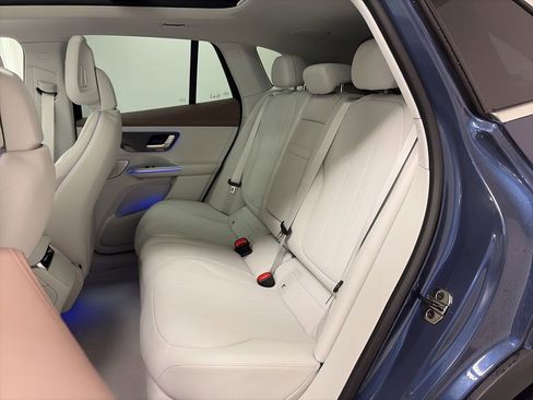 Used 2023 Mercedes-Benz EQE 350+ 4MATIC SUV w/ Exclusive Trim Package image 14