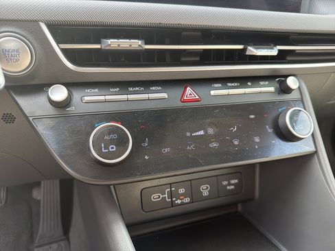 Used 2024 Hyundai Sonata SEL FWD image 7