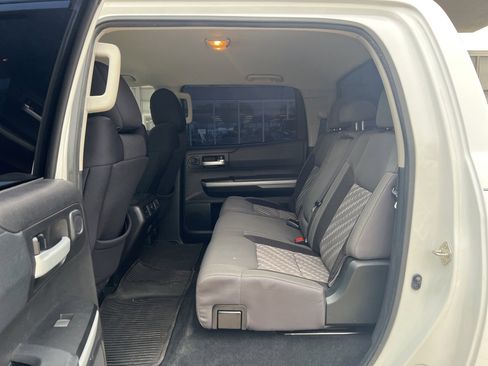 Used 2020 Toyota Tundra SR5 w/ SR5 Upgrade Package image 17