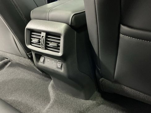 Used 2026 Nissan Murano SL w/ Comfort Package image 20