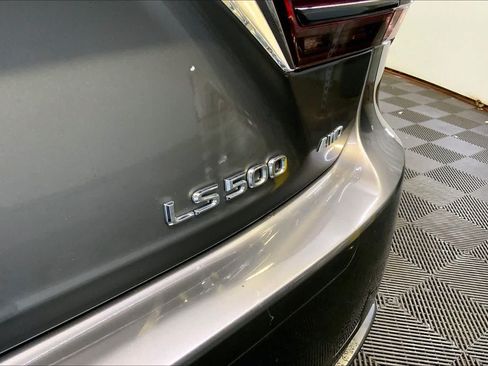 Used 2023 Lexus LS 500 AWD w/ Interior Upgrade Package image 10