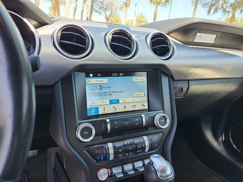 Used 2018 Ford Mustang Premium image 14