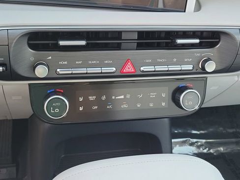 New 2026 Hyundai Palisade Calligraphy FWD image 10