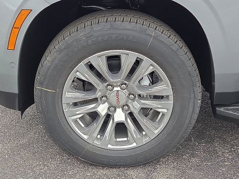 New 2026 GMC Yukon Denali image 7