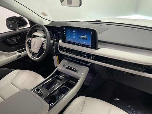 New 2025 Lincoln Aviator Reserve w/ Jet Appearance Package image 27