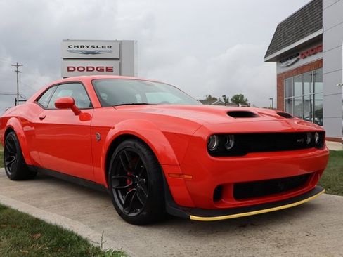 Used 2023 Dodge Challenger SRT Hellcat Widebody image 3