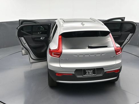 Used 2023 Volvo XC40 B5 Plus w/ Driver Assist Package AWD/4WD image 35
