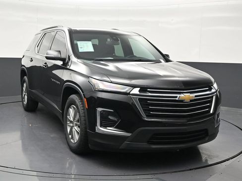 Used 2023 Chevrolet Traverse LT FWD image 8