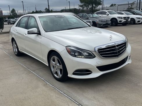 Used 2015 Mercedes-Benz E 350 Sedan image 7
