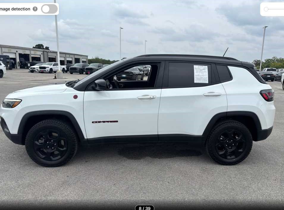 Used 2023 Jeep Compass Trailhawk w/ Trailhawk Elite Group AWD/4WD image 4