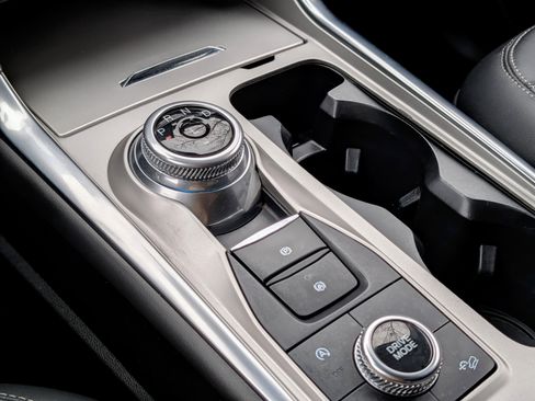 Used 2023 Ford Explorer XLT w/ Equipment Group 202A image 17