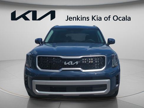 New 2025 Kia Telluride EX image 8