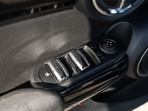 Used 2015 MINI Cooper S image 35