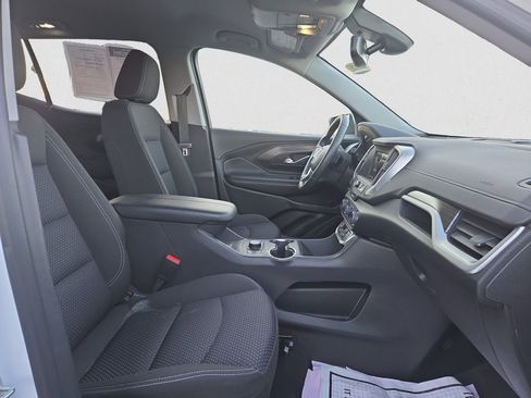 Used 2023 GMC Terrain SLE w/ Driver Convenience Package image 24