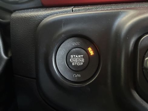 Used 2023 Jeep Wrangler Unlimited Rubicon AWD/4WD image 24