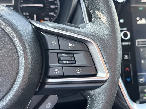 New 2025 Subaru Outback Limited image 16