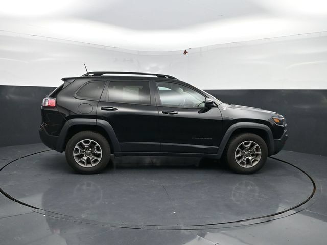 Used 2022 Jeep Cherokee Trailhawk AWD/4WD image 10