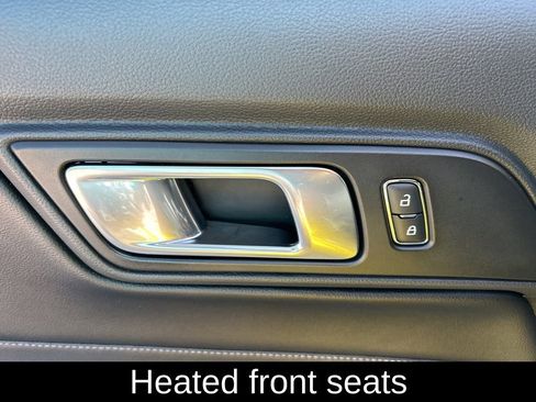 Used 2021 Ford Mustang Premium image 12