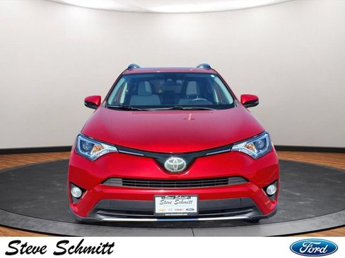Used 2017 Toyota RAV4 XLE AWD/4WD image 29