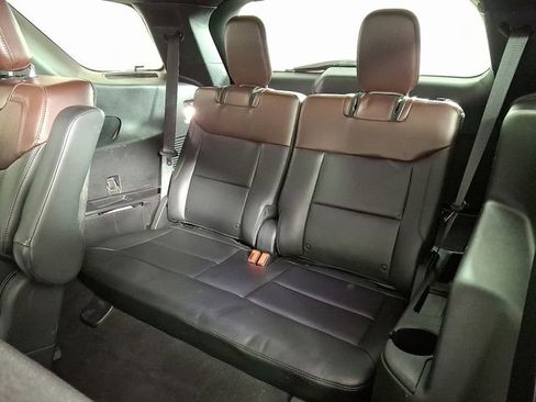 Used 2021 Ford Explorer Platinum w/ Equipment Group 601A image 14