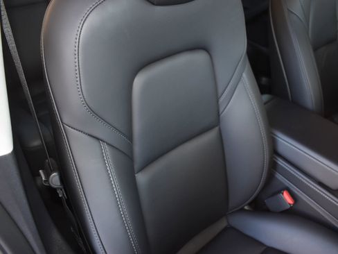 Used 2023 Tesla Model 3 Standard Range image 21