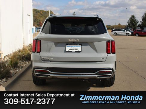 Used 2023 Kia Sorento SX image 5