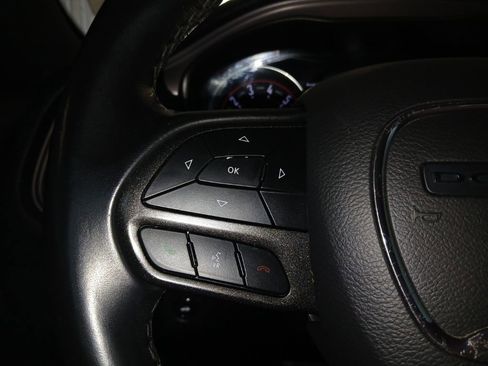 Used 2023 Dodge Challenger SXT RWD image 11