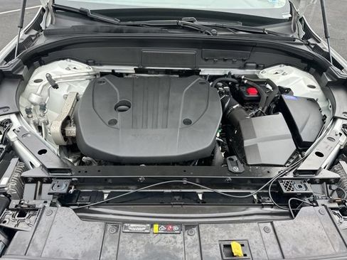 Used 2022 Volvo XC60 B5 Momentum AWD/4WD image 32