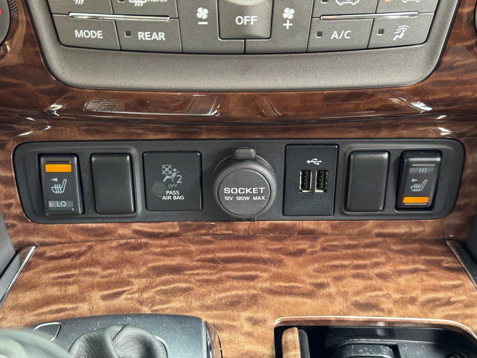 Used 2019 Nissan Armada SV w/ Driver Package RWD image 27