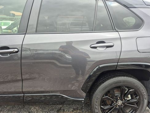 Used 2022 Toyota RAV4 XSE AWD/4WD image 13