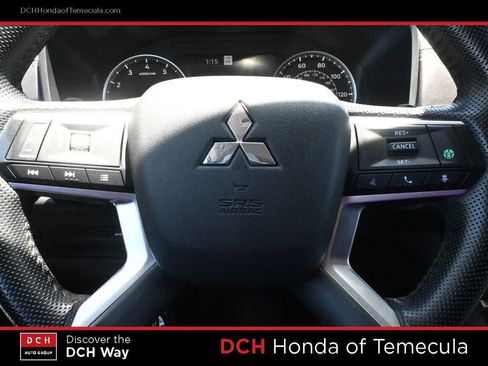Used 2024 Mitsubishi Outlander SE FWD image 9
