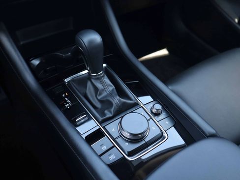 Used 2025 MAZDA MAZDA3 s image 19