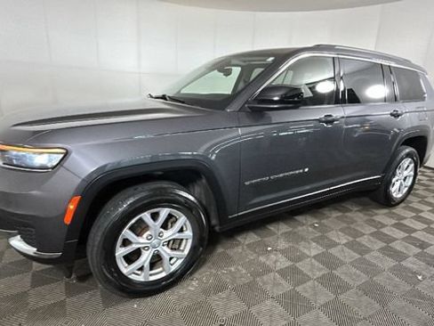 Used 2021 Jeep Grand Cherokee L Laredo w/ Luxury Tech Group I AWD/4WD image 6