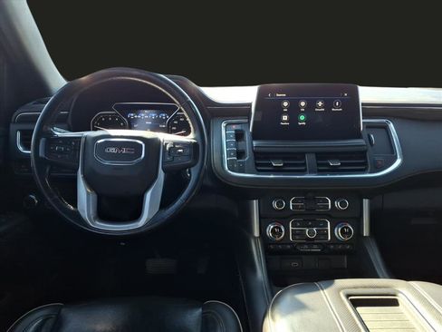 Used 2021 GMC Yukon SLT image 3