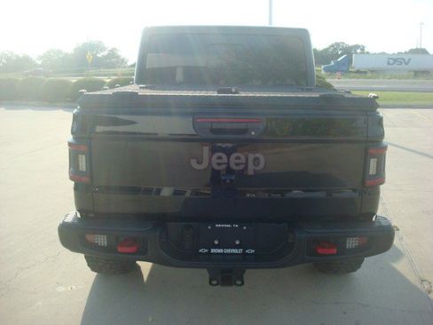 Used 2023 Jeep Gladiator Rubicon w/ LED Lighting Group AWD/4WD image 6