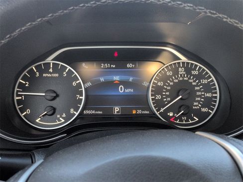 Used 2022 Nissan Maxima SL image 10