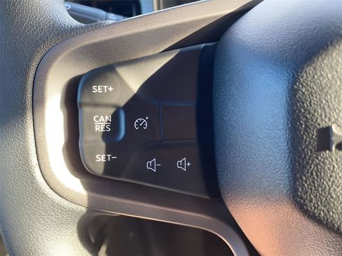 New 2025 Ford Bronco 4-Door AWD/4WD image 38