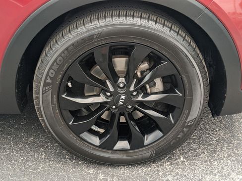 Used 2020 Kia Sorento EX image 9