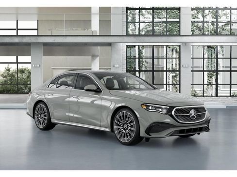 New 2026 Mercedes-Benz E 450 4MATIC Sedan image 11